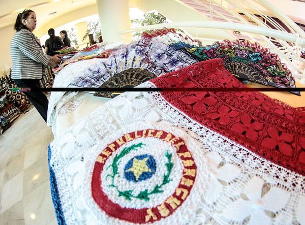 Catálogo nacional de artesanía busca promover la comercialización en línea » Ñanduti