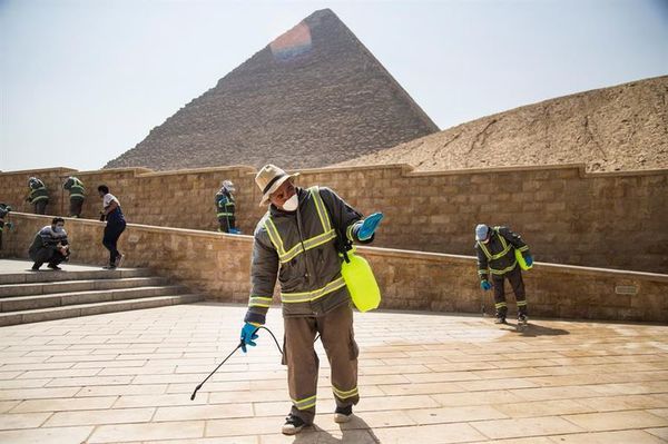 Egipto fumiga las pirámides - Viajes - ABC Color
