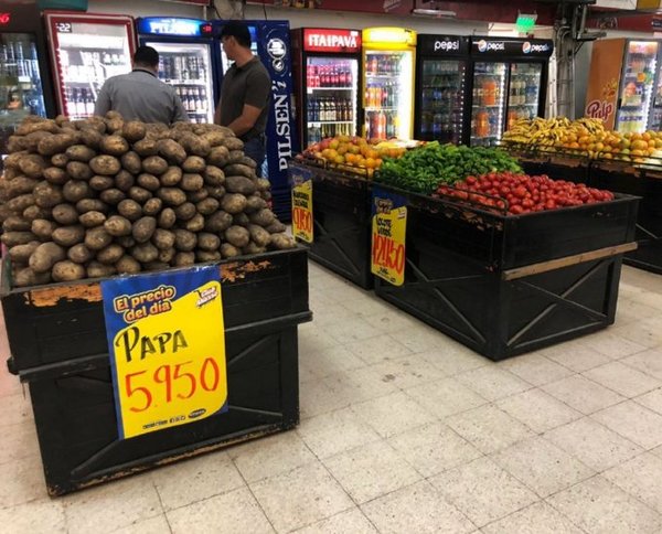 Ingresan más frutas y verduras y precios se normalizan, dice el MAG