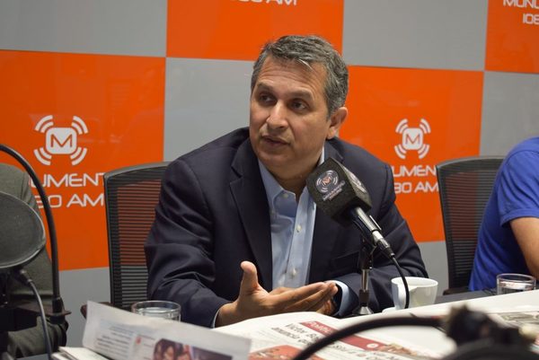 Ministro de Gabinete destaca transferencia económica para familias vulnerables