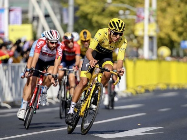 Tour de Francia podría desarrollarse a puerta cerrada