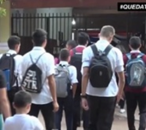 Pretenden que colegios privados exoneren mitad de cuotas - Paraguay.com