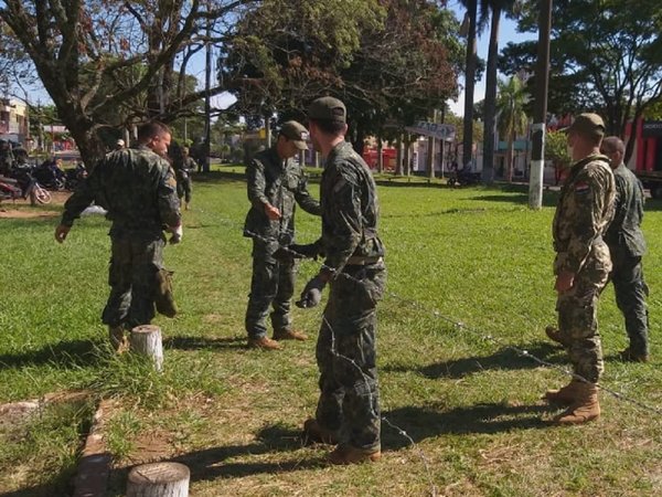 PJC: Militares realizan cercado para evitar entrada de brasileños