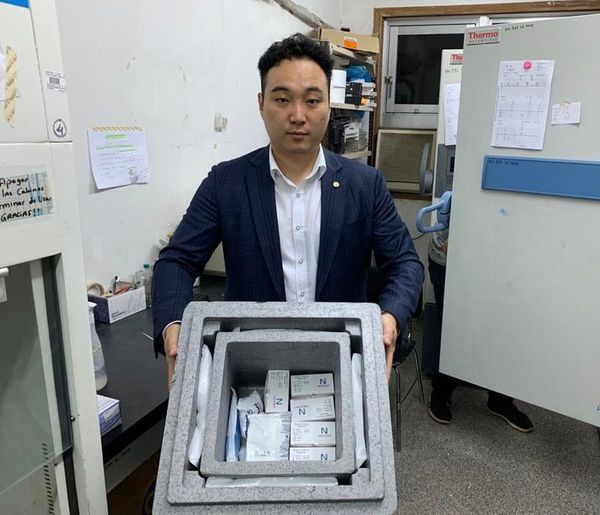 Empresario coreano donó 500 unidades de test para detección de COVID-19