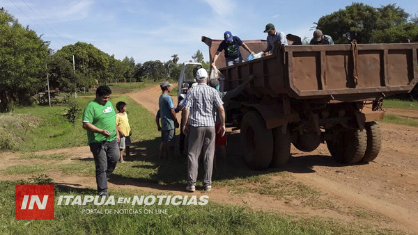 CNEL. BOGADO: AGRICULTORES DONARON ALIMENTOS A FAMILIAS NECESITADAS EN LA CIUDAD