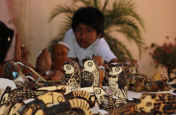 Artesanos ofrecen sus productos mediante catálago virtual