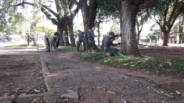 Siguen trabajos de colocación de alambrado en la frontera - Nacionales - ABC Color