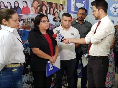APE reclama falta de pago desde enero al personal de blanco