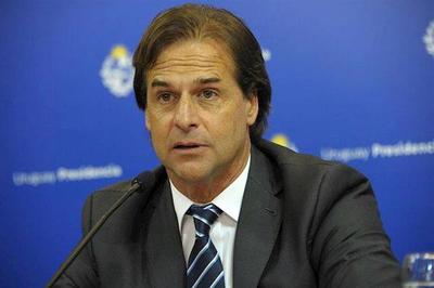 Lacalle Pou anunció recortes para salarios públicos y jubilaciones mayores a $ 80.000