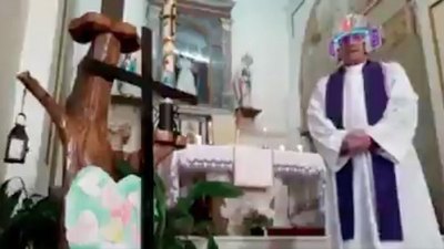 Pa’i ojapo misa online y activó filtros kachiãi | Crónica