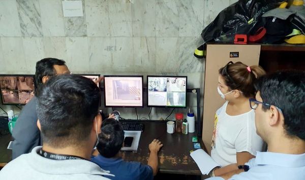 La Fiscalía investiga el hurto de 200 litros de alcohol del Palacio de Justicia - Judiciales y Policiales - ABC Color
