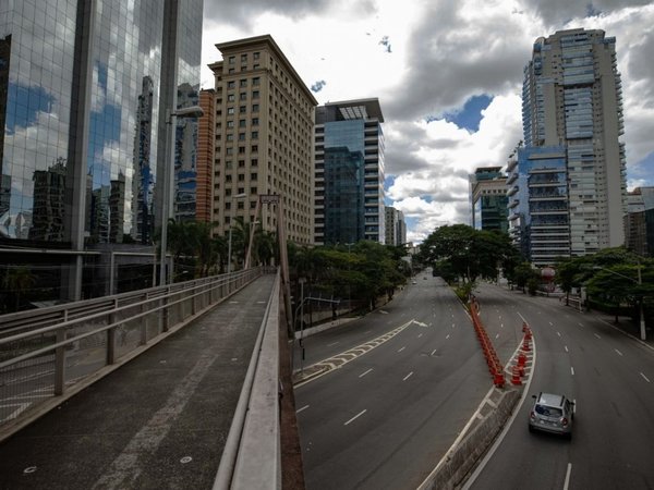 Brasil suma 20 muertos por  el Covid-19, mayor número en un día