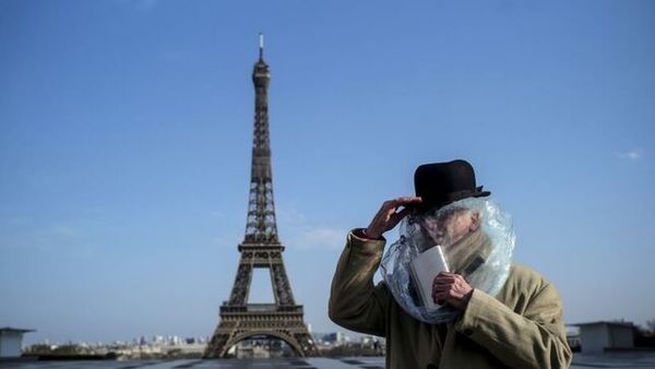 La Torre Eiffel rendirá homenaje a los "héroes" que luchan contra el COVID-19 » Ñanduti