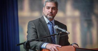Mario Abdo anuncia el aumento del subsidio a sectores afectados por Covid-19