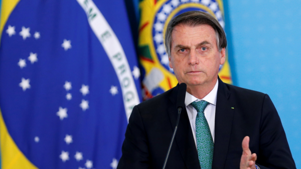 Estrategia de Bolsonaro contra el coronavirus lo enfrenta a los gobernadores
