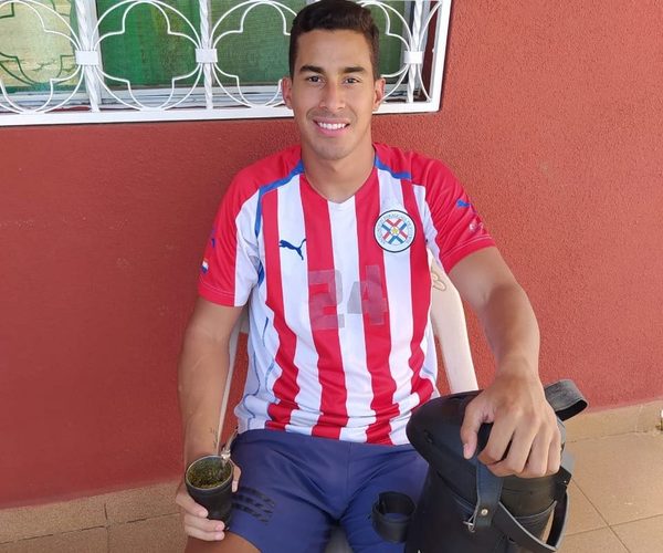 Jugador paraguayo declinó ir a las prácticas y espera volver al país