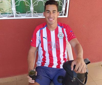 Jugador paraguayo renunció a su club y desea volver al país