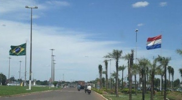 Comerciales abrirán desde este lunes en Ponta Porã | Noticias Paraguay