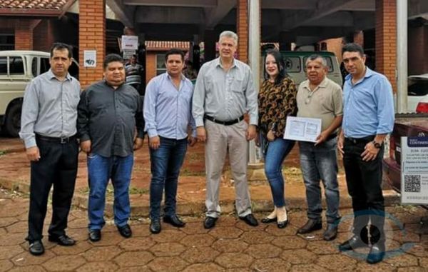 Algo Anda Mal: Cuestionados Ricachones coordinan entrega de Kits de alimentos de la Municipalidad