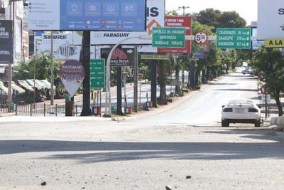 Cuarentena obligada ¡sin médico que les pelotee! | Crónica