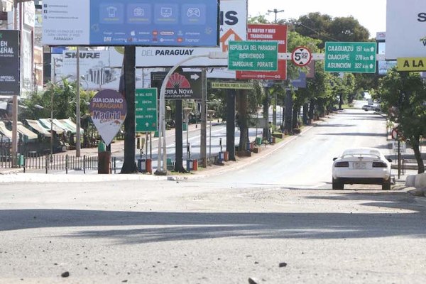 Cuarentena obligada ¡sin médico que les pelotee! | Crónica