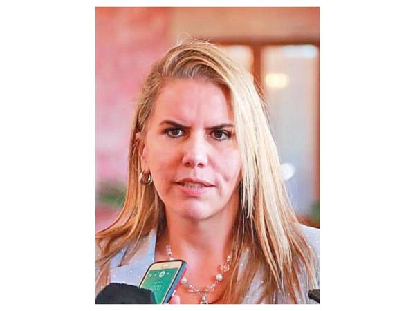 Decreto busca frenar abuso con los precios en comercios