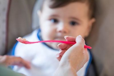 Las ventajas de porcionar papilla para bebés - Estilo de vida - ABC Color