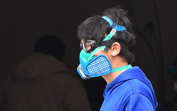 Coronavirus no es benigno para jóvenes, como se creía