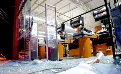 Identifican a los que instan a saquear supermercados