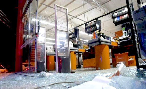 Identifican a los que instan a saquear supermercados