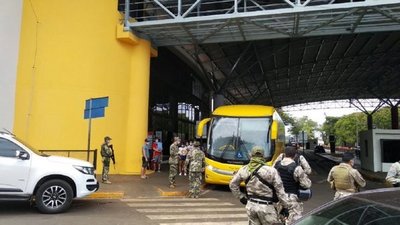 Covid-19: Más de 150 paraguayos ingresan al país bajo acompañamiento médico | Info Caacupe
