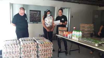 Donan alimentos, medicamentos y productos de aseo personal a penitenciarías - ADN Paraguayo