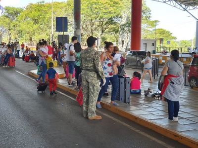 Más de 150 paraguayos llegaron del exterior y deberán cumplir cuarentena - Paraguay Informa