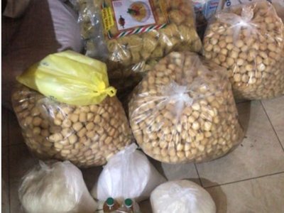 Barberos se organizan para "cortar" con la necesidad ante la pandemia