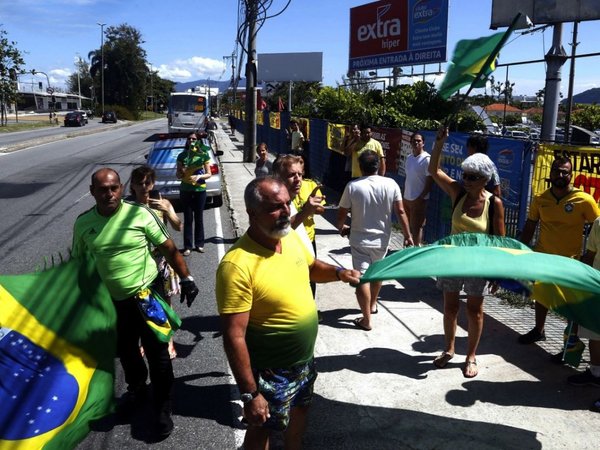 La Justicia prohíbe al Gobierno brasileño ir contra las cuarentenas
