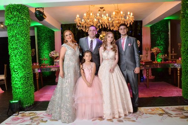 Ivanna Ayelén festejó sus 15