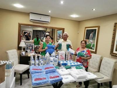 Futbolista dona insumos a Hospital de Limpio - ADN Paraguayo