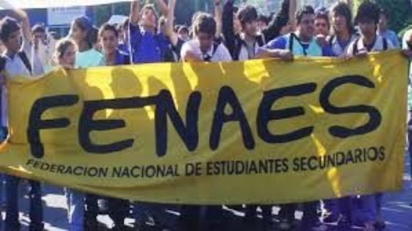 Estudiantes piden cuarentena sin hambre | Noticias Paraguay