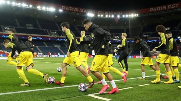 HOY / El Dortmund alemán opta por volver a los entrenamientos