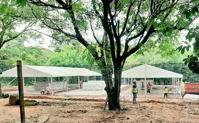 Ministro Wins fiscaliza obra de hospitales de contingencia