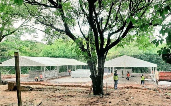 Ministro Wins fiscaliza obra de hospitales de contingencia