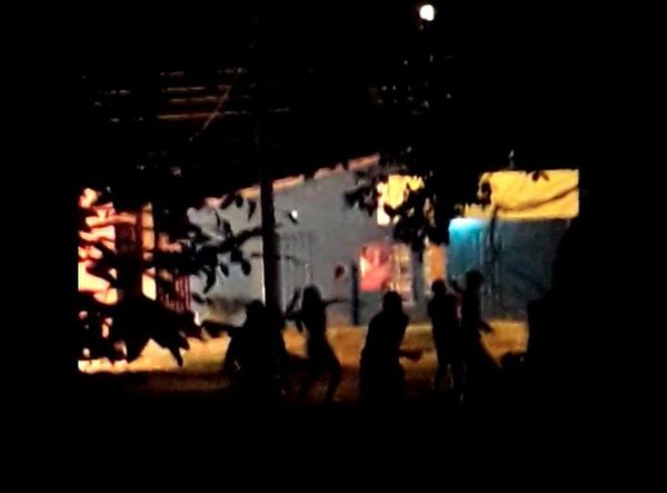 Destacamento naval fue atacado por una turba en Ita Enramada