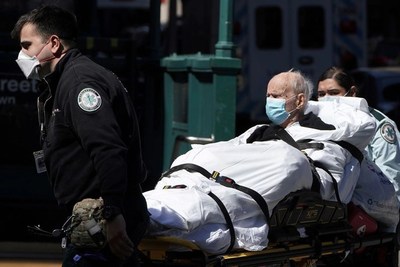 Trump extiende hasta el 30 de abril las restricciones por el coronavirus mientras los expertos calculan hasta 200.000 muertos - Campo 9 Noticias