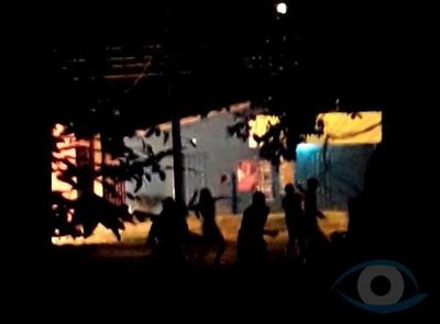 Destacamento naval fue atacado por una turba en Ita Enramada