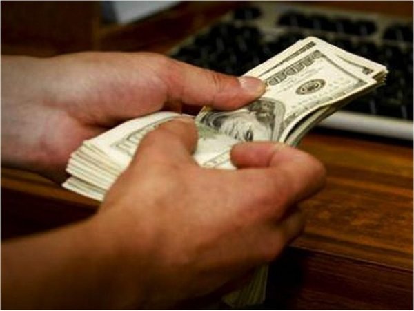 Observan caída de hasta 85% en remesas familiares