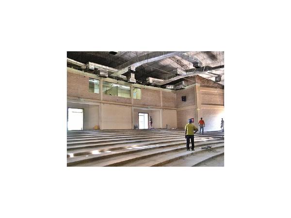 En Caacupé avanzan obras  para restaurar  el teatro municipal