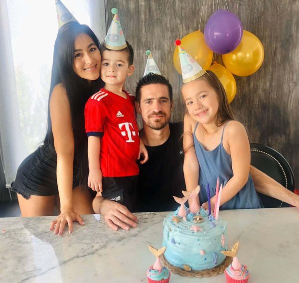 Goza del cumple de su hija