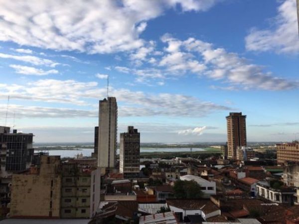 Anuncian un lunes con temperaturas calurosas y chaparrones - ADN Paraguayo