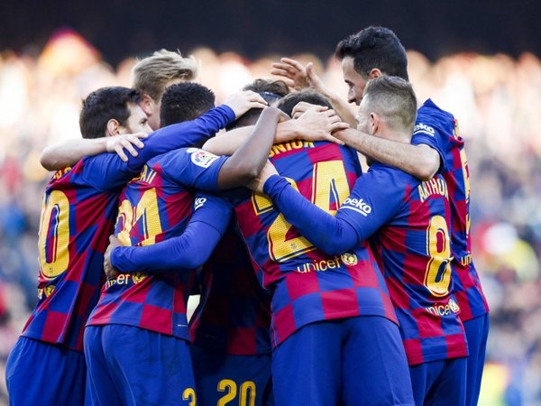 En Barcelona habrá rebaja y jugadores aportarán para los empleados