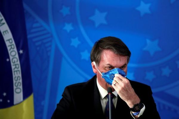 Covid-19: Twitter elimina dos videos indebidos de Bolsonaro